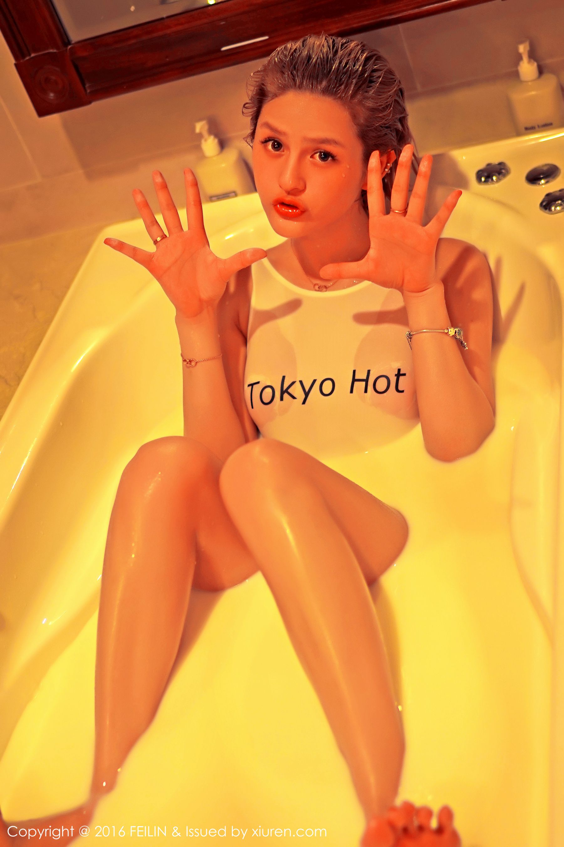 史雯Swan《Tokyo Hot湿身+蕾丝内衣》 [嗲囡囡FEILIN] Vol.037 1
