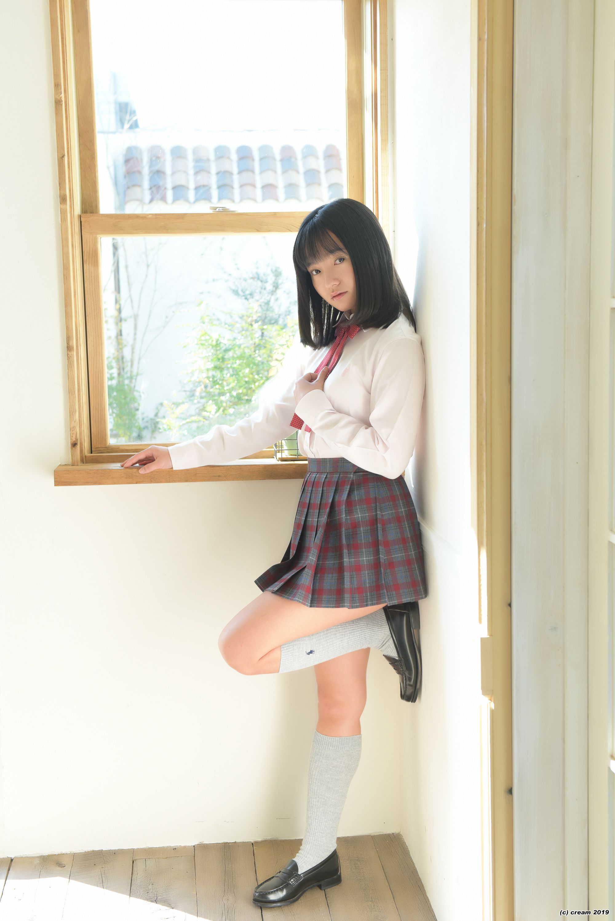 [LOVEPOP] Ayana Nishinaga 西永彩奈 Ayana Stripes - (Cream) - PPV1