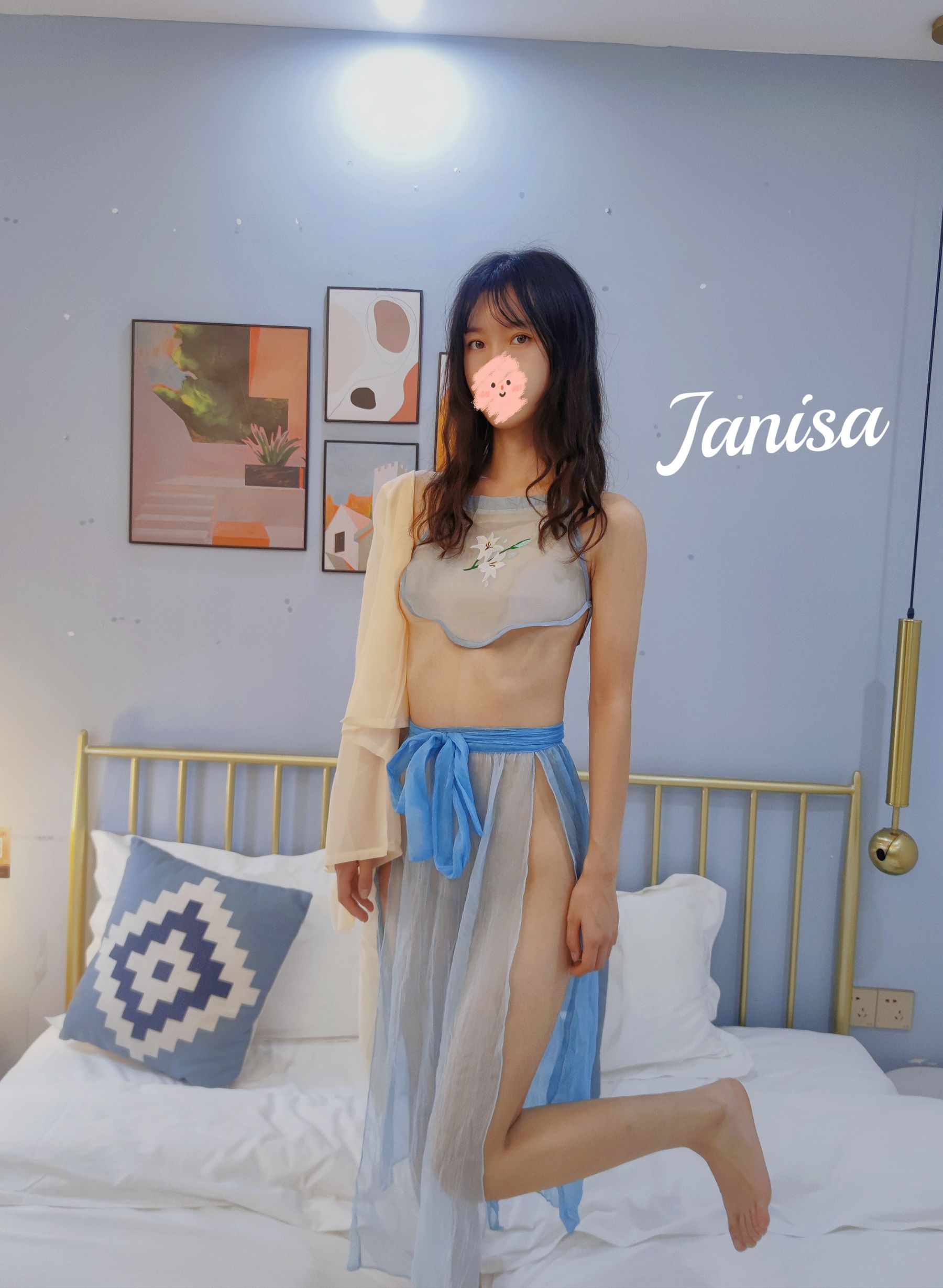 Janisa - 玉足涴蓝绸 1