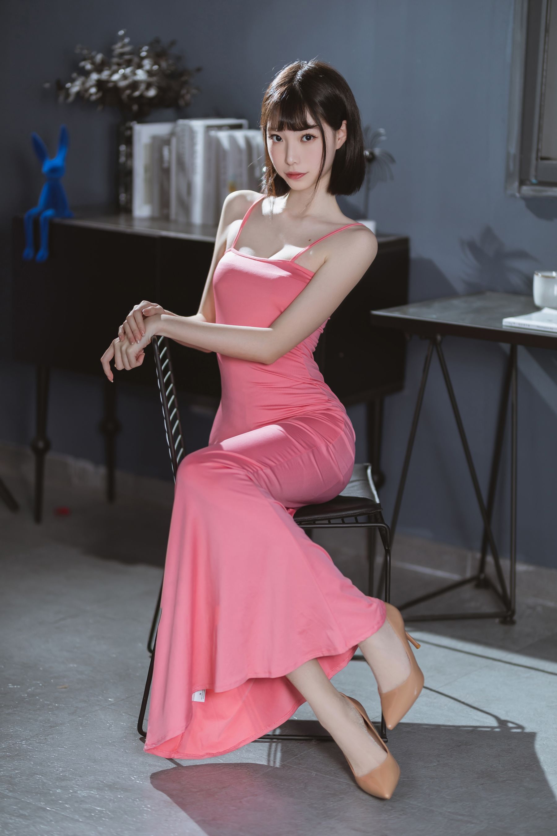 许岚 - 粉色长裙1